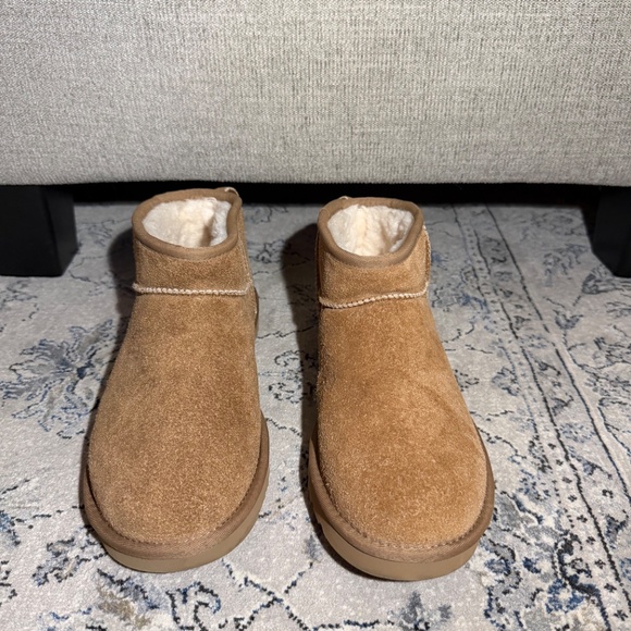 UGG Mini Boot Chestnut - Picture 4 of 8